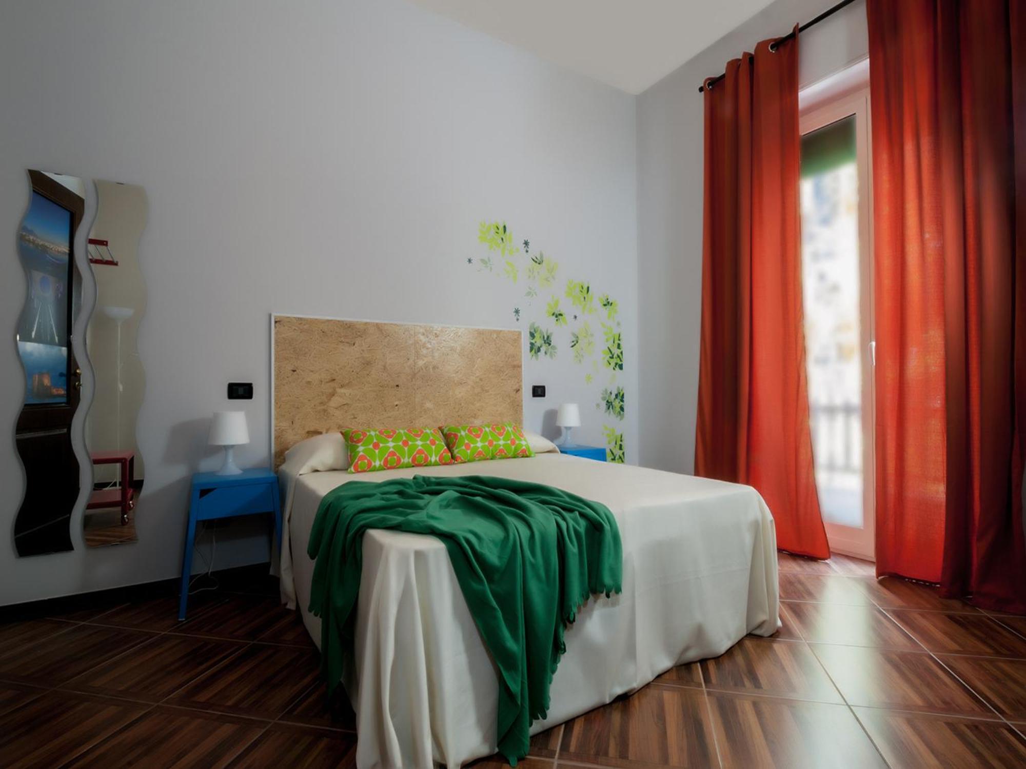 Your Bed Napoli מראה חיצוני תמונה